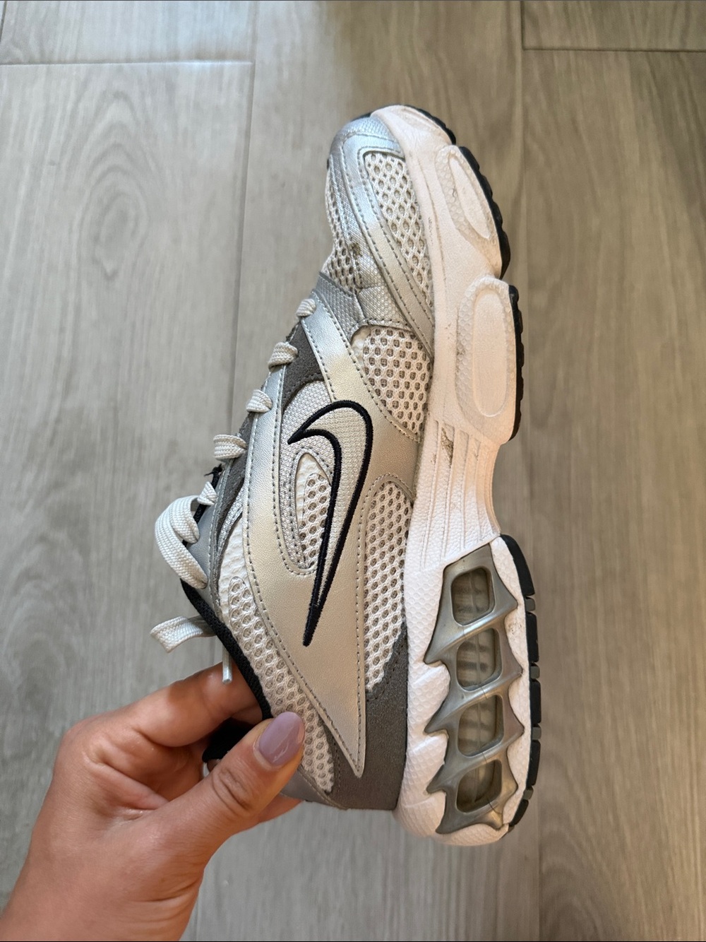 Nike White and Silver Women's Athletic Shoes
